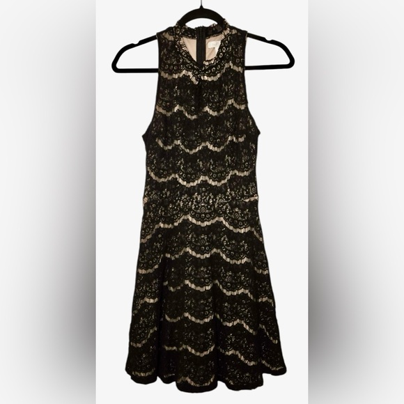 Love Fire Chic Black Lace Dress💕 - Picture 2 of 4